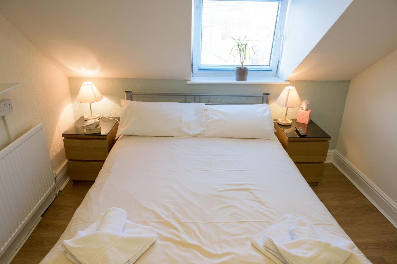 Leonardos Guest House Σουόνσι Εξωτερικό φωτογραφία